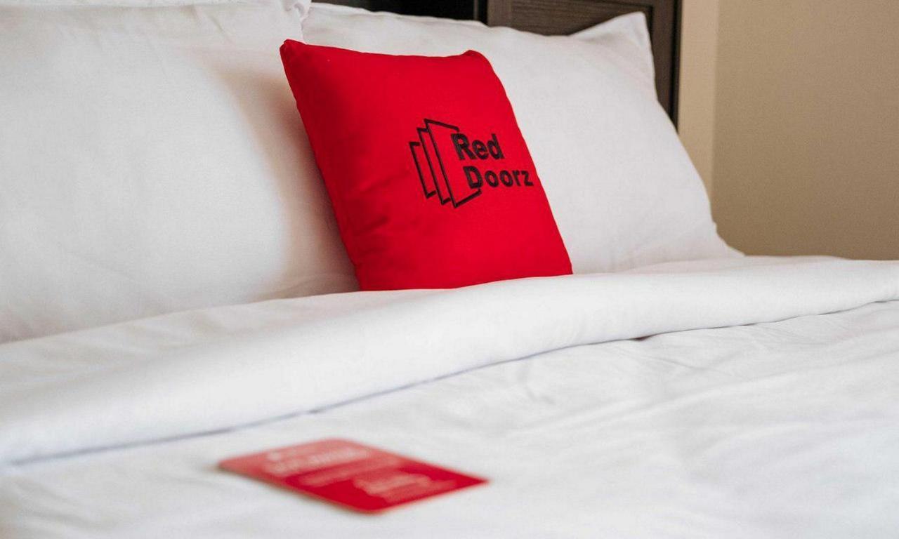 Reddoorz At Hotel Rumberpon Sorong Zewnętrze zdjęcie